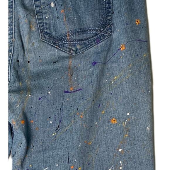 REFRESHED- Gloria Vanderbilt Hand Painted distressed Cropped Denim Jeans - Picture 4 of 7